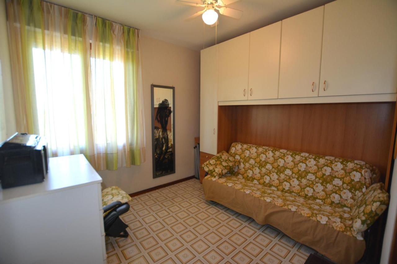 Lignano With Pool Apartment Lignano Sabbiadoro Exterior photo