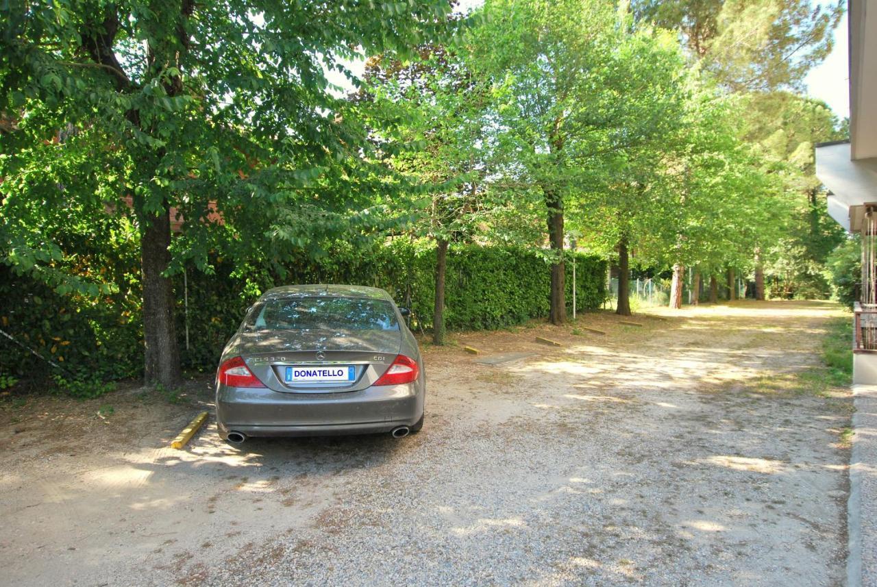 Lignano With Pool Apartment Lignano Sabbiadoro Exterior photo